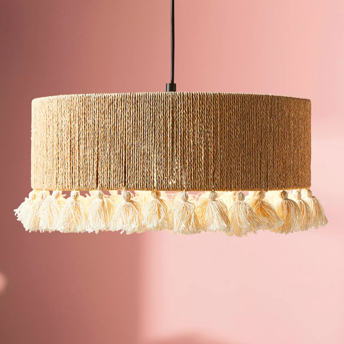 Hängeleuchte Kreis mit Bommeln und Seil (D35 cm) Charlotte Schwarz 