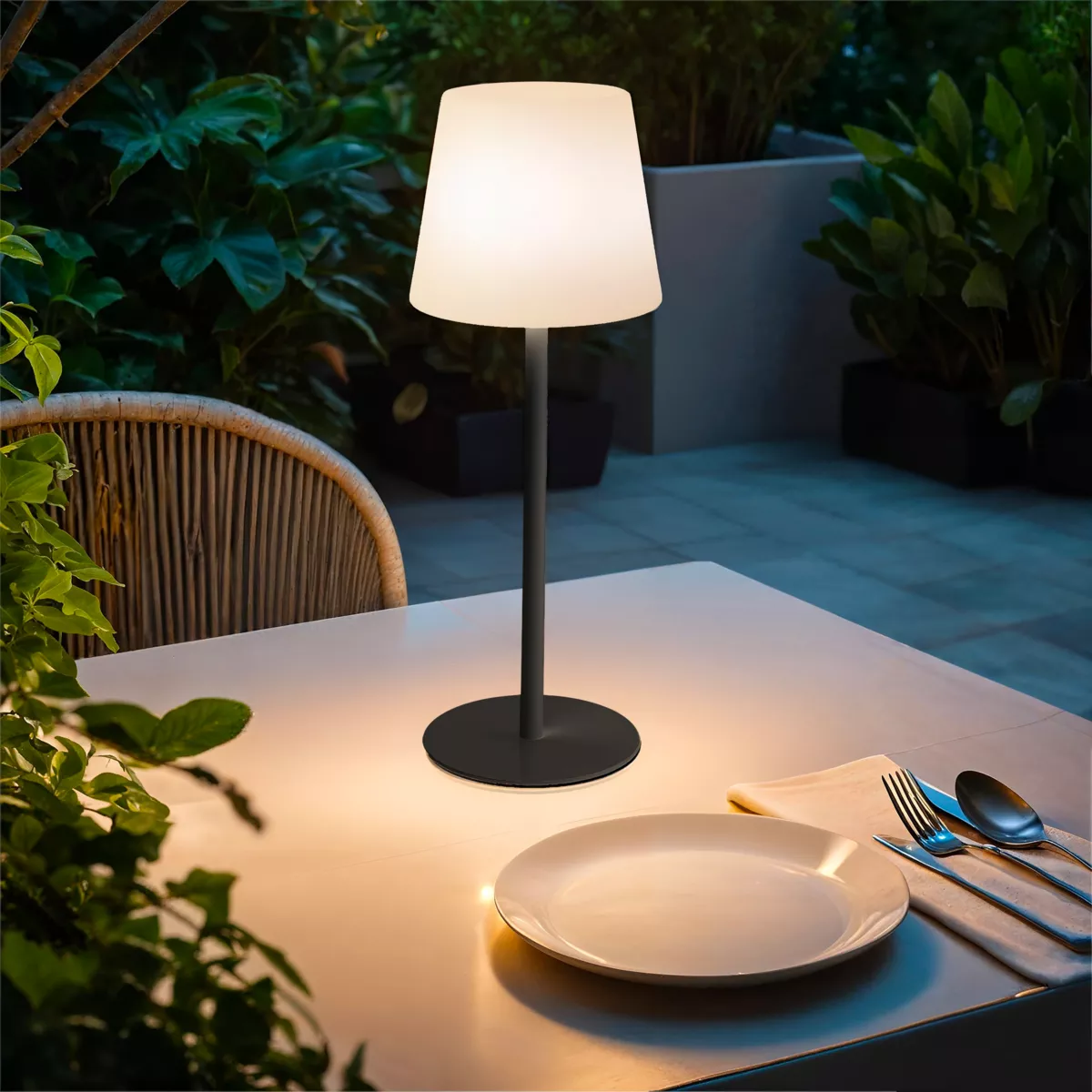 Lampada da tavolo cavo USB Manhattan - Nero
