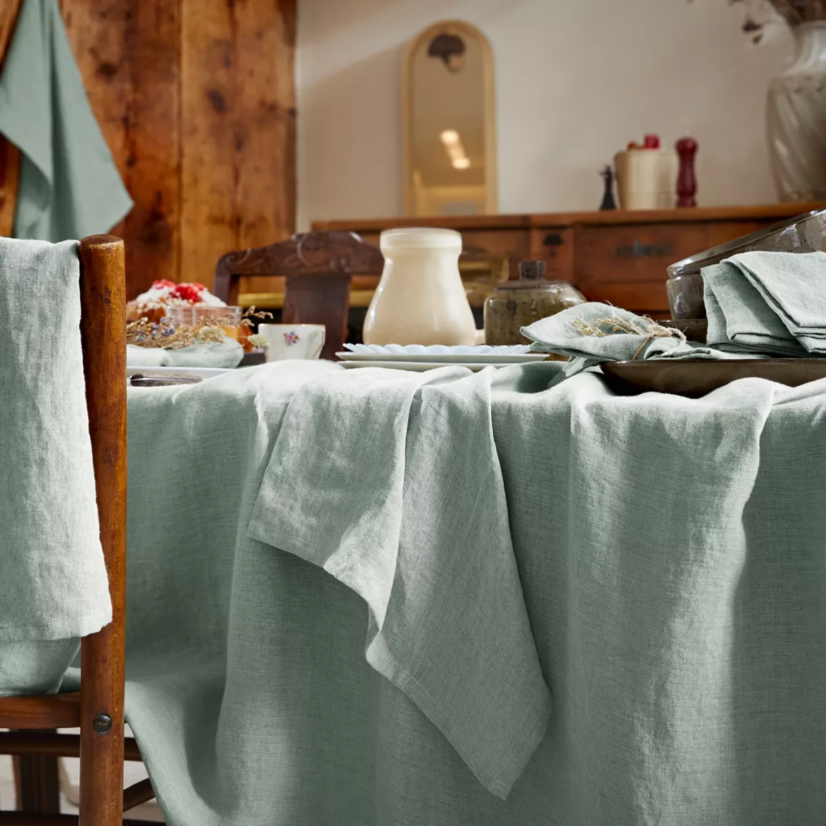 Nappe rectangulaire lin lavé (L350 cm) Louise Vert eucalyptus