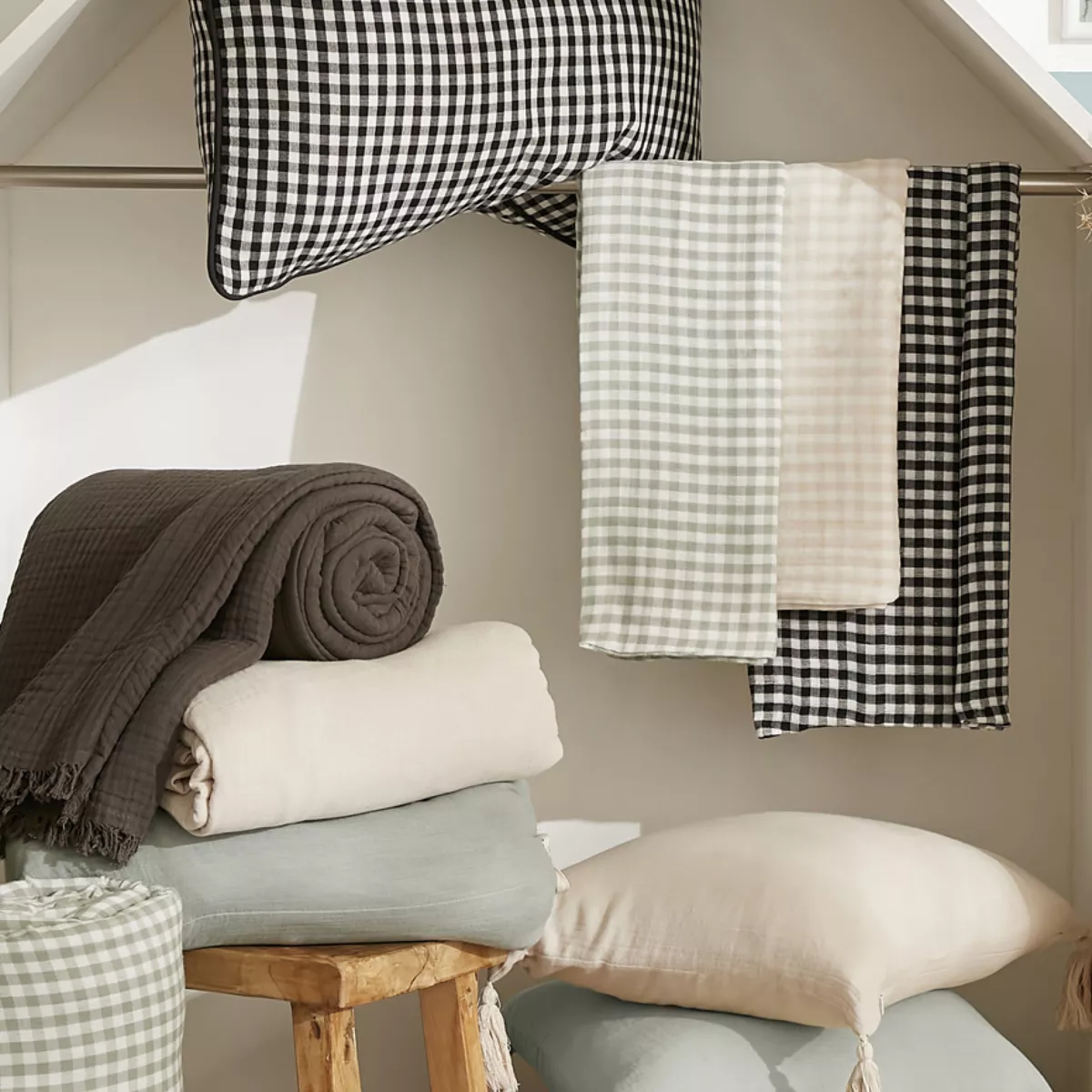 Nappe rectangle 150 x 350 cm Gaze de coton tissŽe teinte VICKIE Eucalyptus