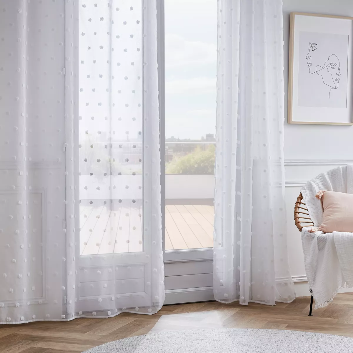 Tenda trasparente con nastri arricciati e pompon (140 x 240 cm) Emie Bianco