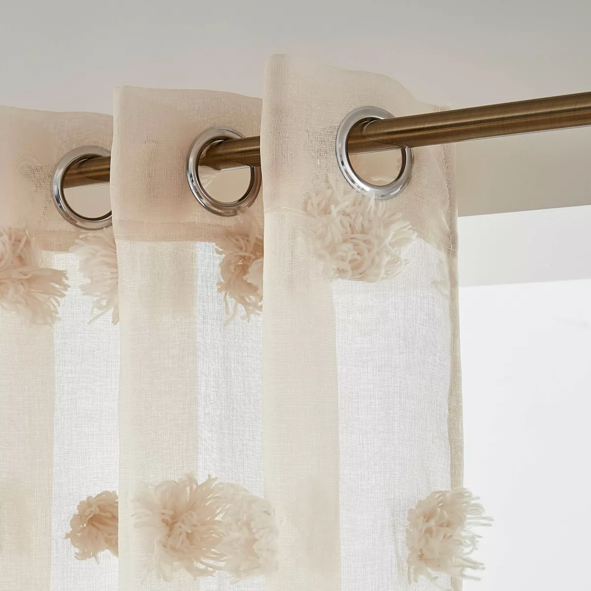 Voilage oeillets pompons (180 x 240 cm) Suzie Beige