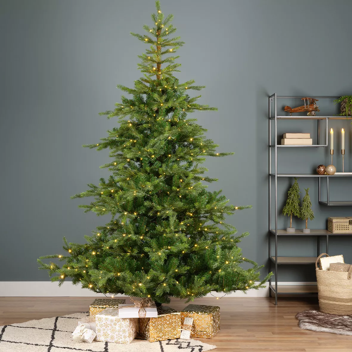 Künstlicher Weihnachtsbaum für draußen 250 LED H150 cm Glorious Tannengrün