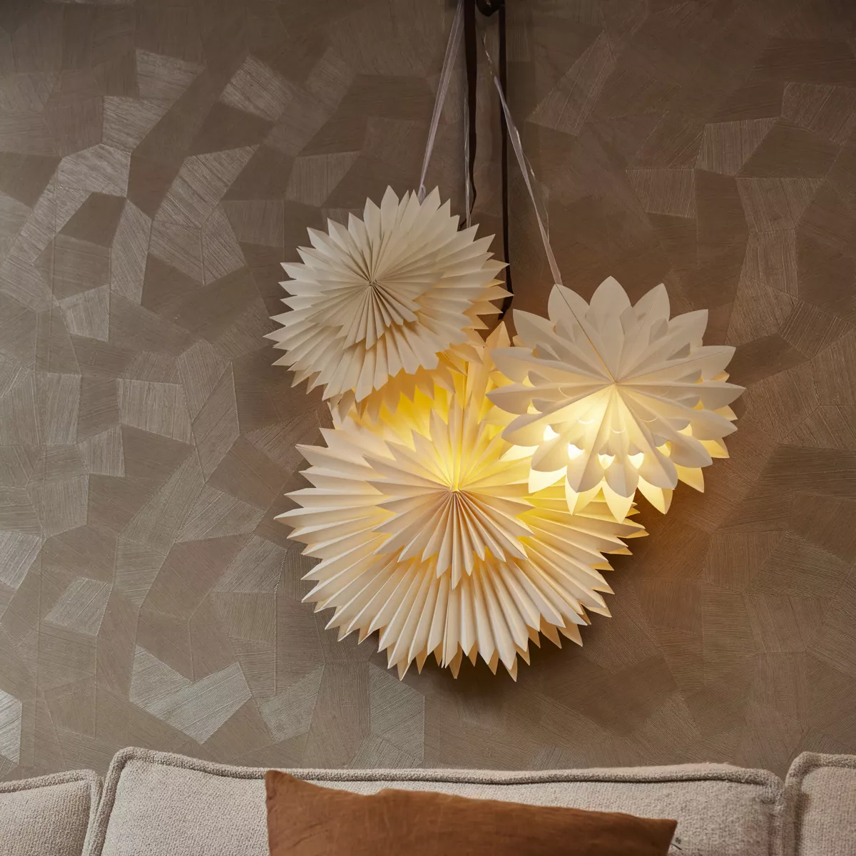 Decorazione da appendere luminosa in carta LED (D60 cm) Origami Star Bianco caldo