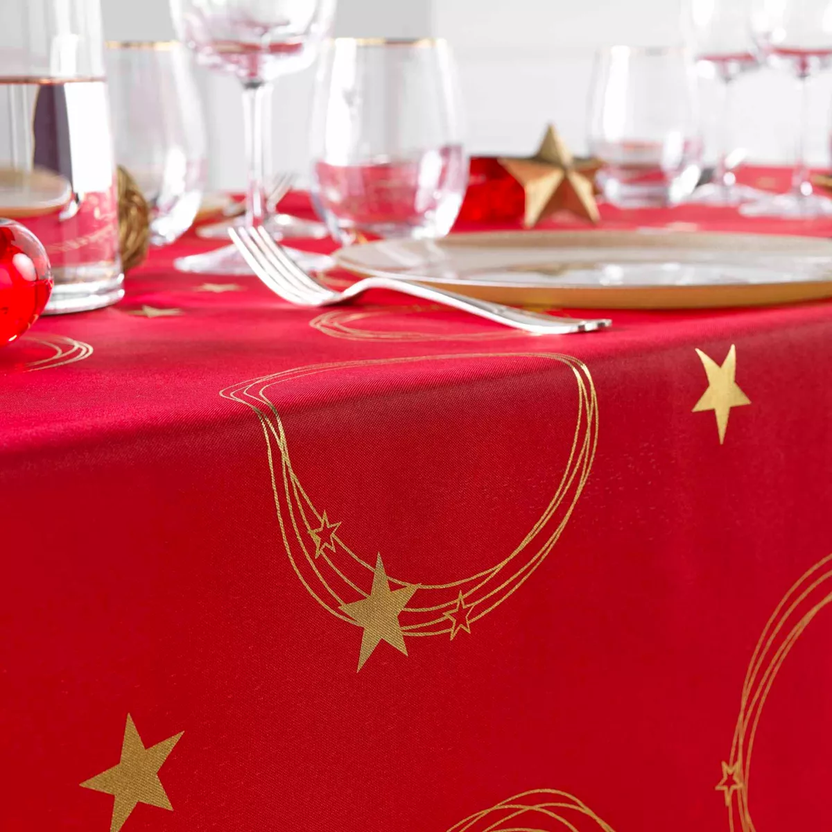 Tovaglia di Natale rettangolare anti macchia (150 x 240 cm) Stella Rossa e dorata