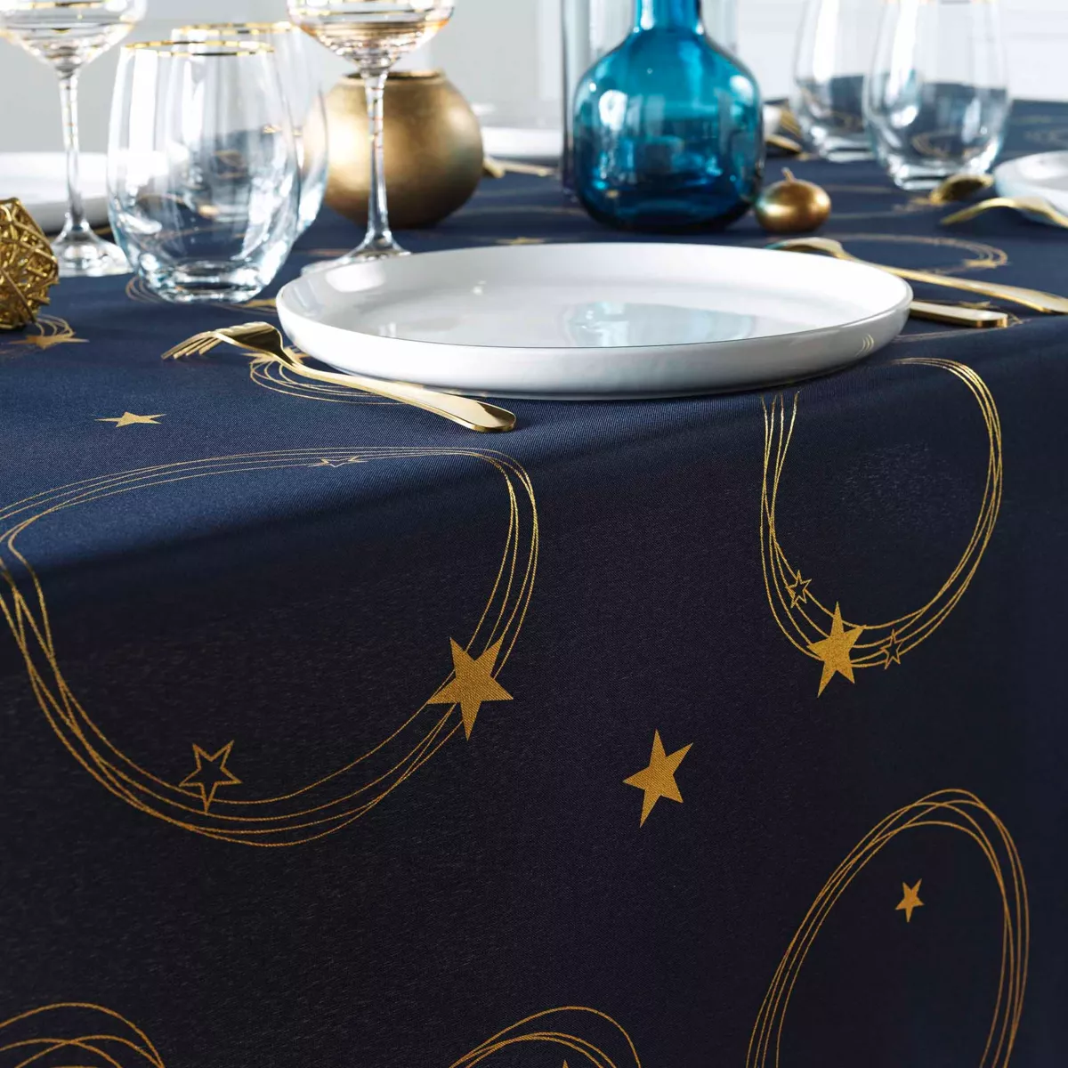 Nappe de Noël rectangulaire anti tache (150 x 240 cm) Star Bleu marine et doré