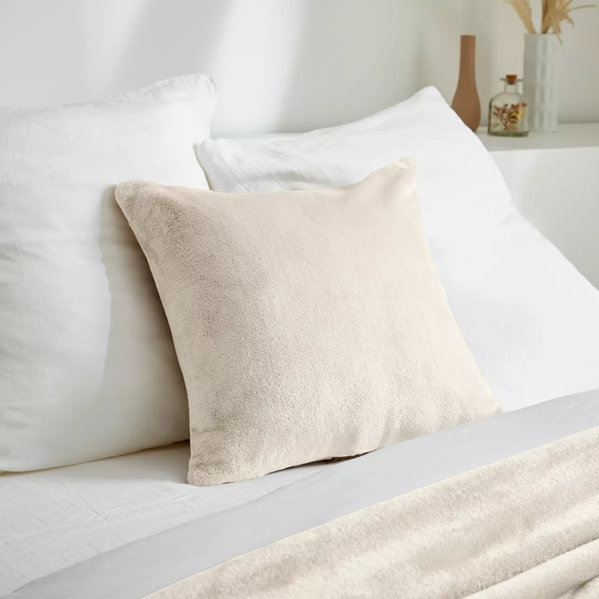 Housse de coussin carrée flanelle (45 x 45 cm) Didou Beige grège