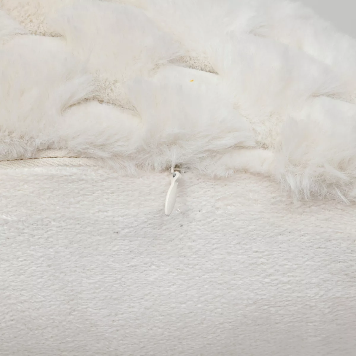 Cuscino rettangolare ecopelliccia (38 x 58 cm) Adriel Beige