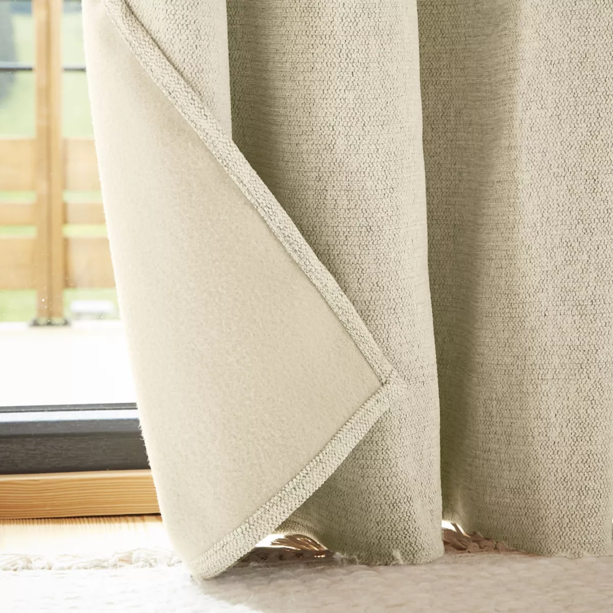 Cortina Opaca aislante (140 x 180 cm) Bjorn Beige pampa