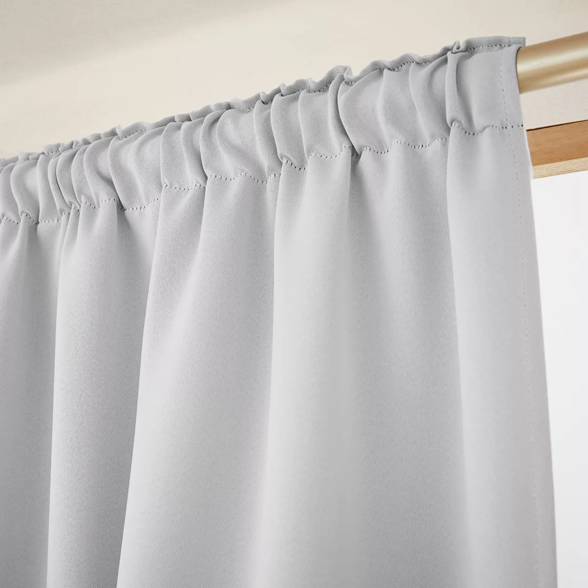 Halbverdunkelnder Thermovorhang Kräuselband (140 x 240 cm) Calore Hellgrau