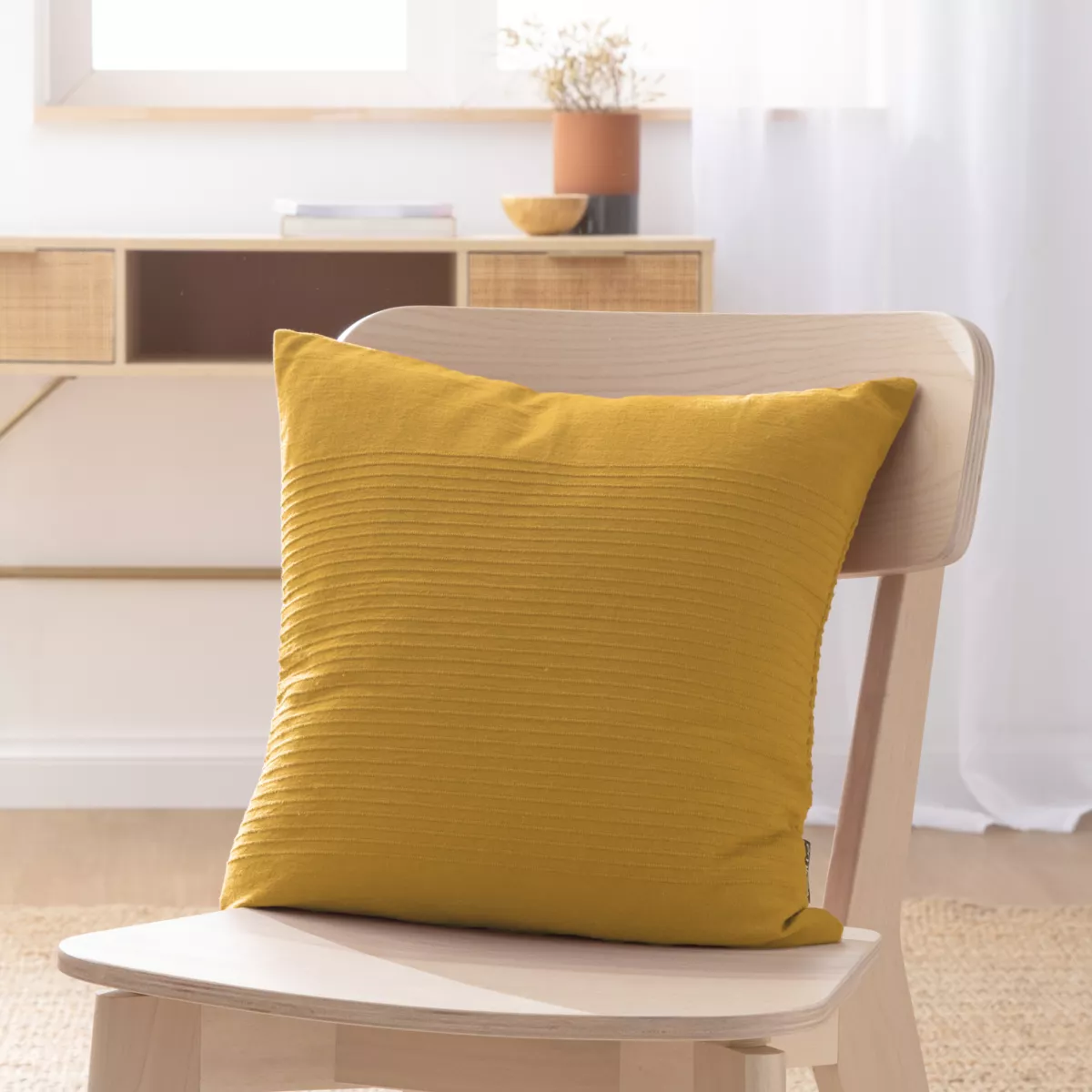 Housse de coussin carrée coton tissé (40 x 40 cm) Léa Jaune safran