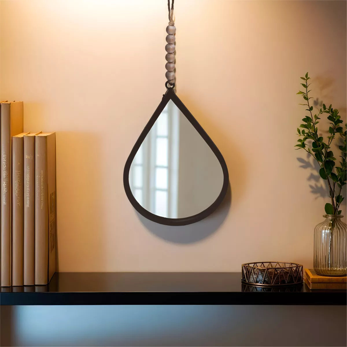 Miroir mural en métal (H37 cm) Goutte d'eau Noir