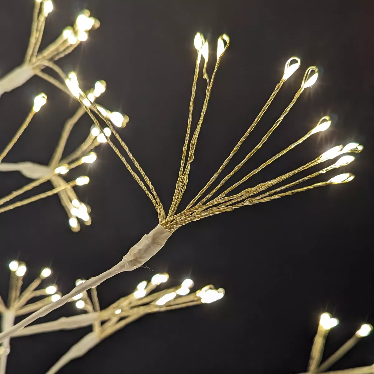 Árbol luminoso 672 LED (H180 cm) Holly Tilo Blanco y blanco cálido