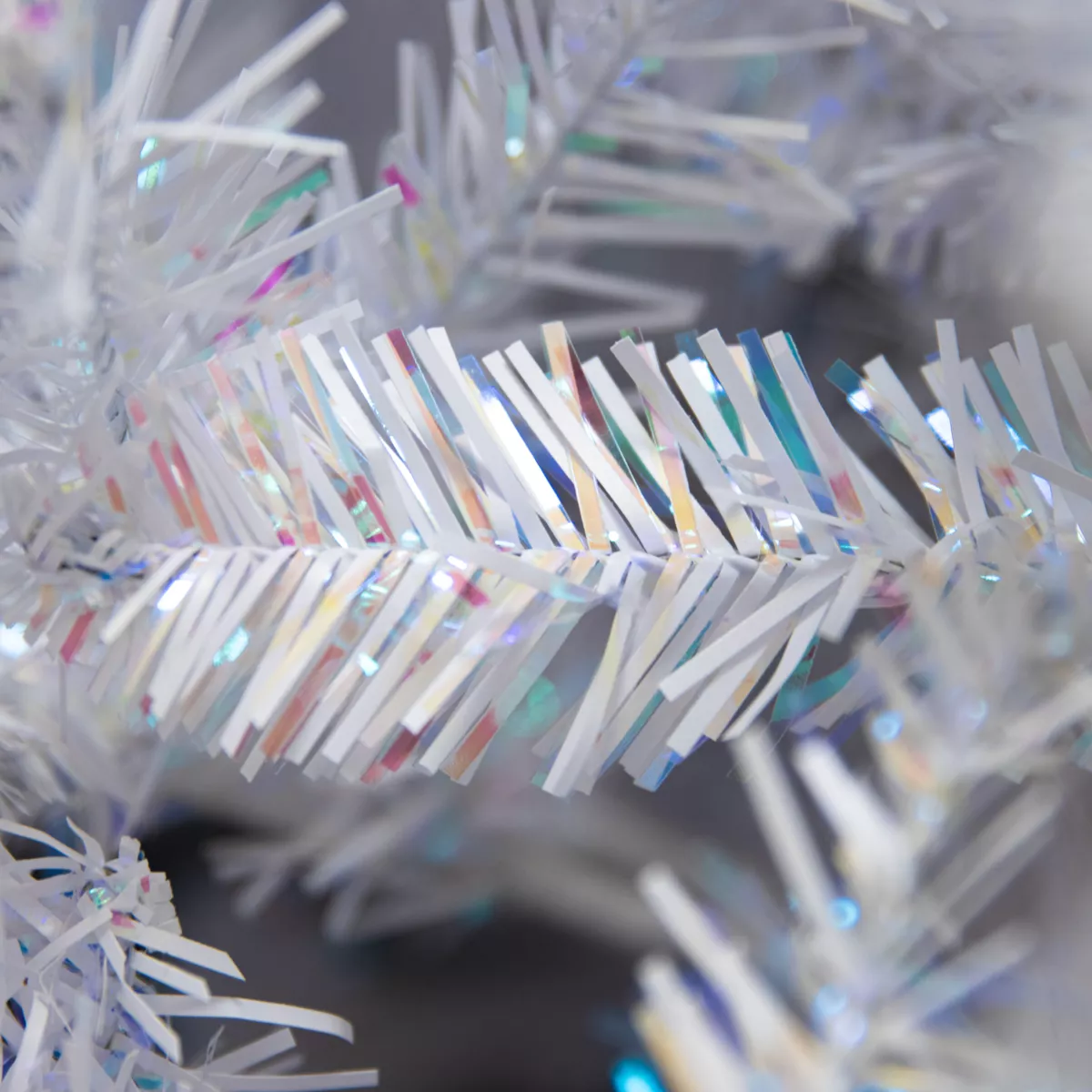 Albero di Natale artificiale H240 cm Odense Bianco iridescente e glitterato