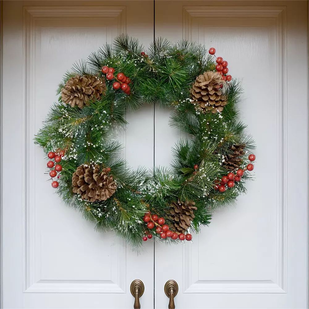 Couronne de Noël (D50 cm) Baies et pommes de pin