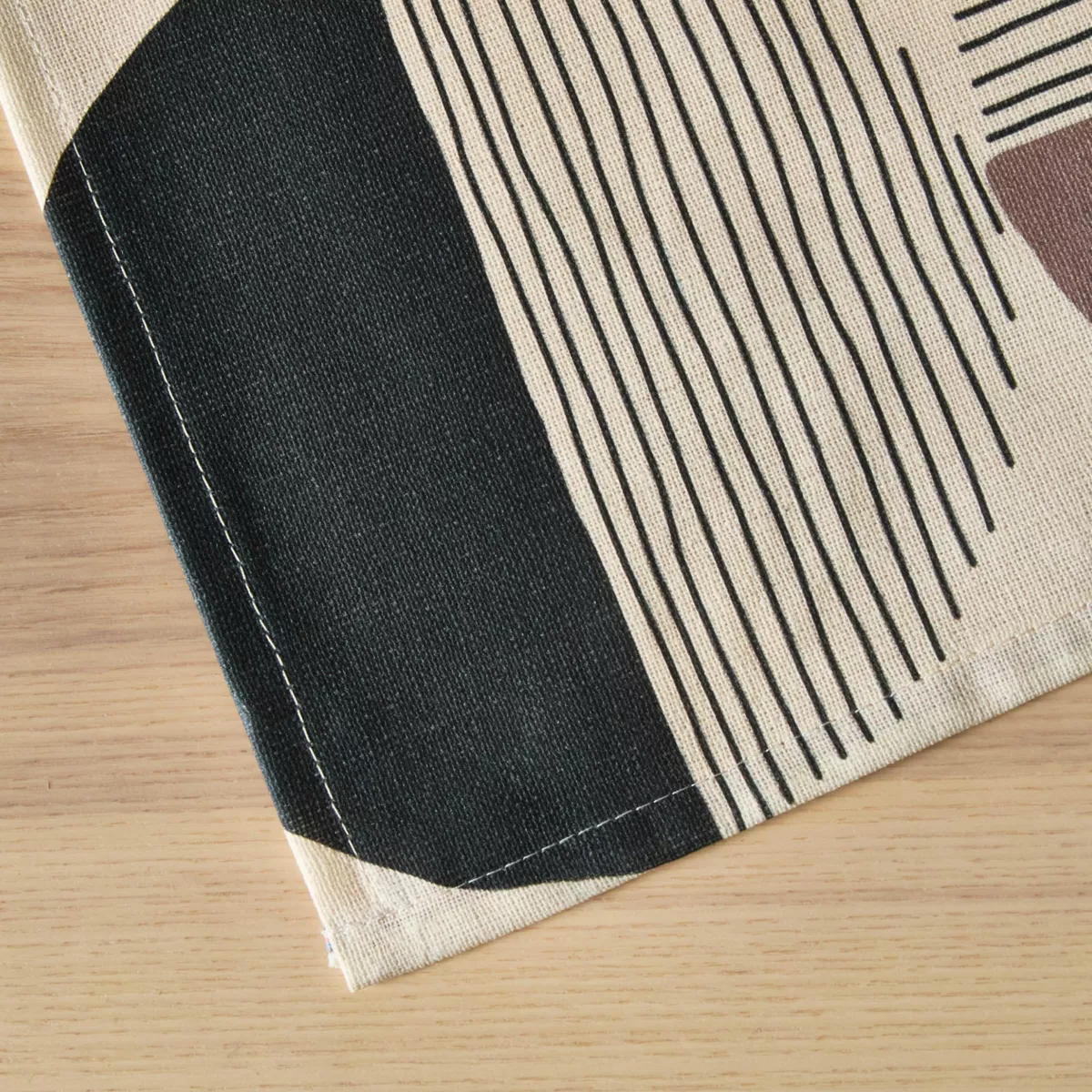 EM - Nappe en coton enduit 150 x 250 cm HARLEM