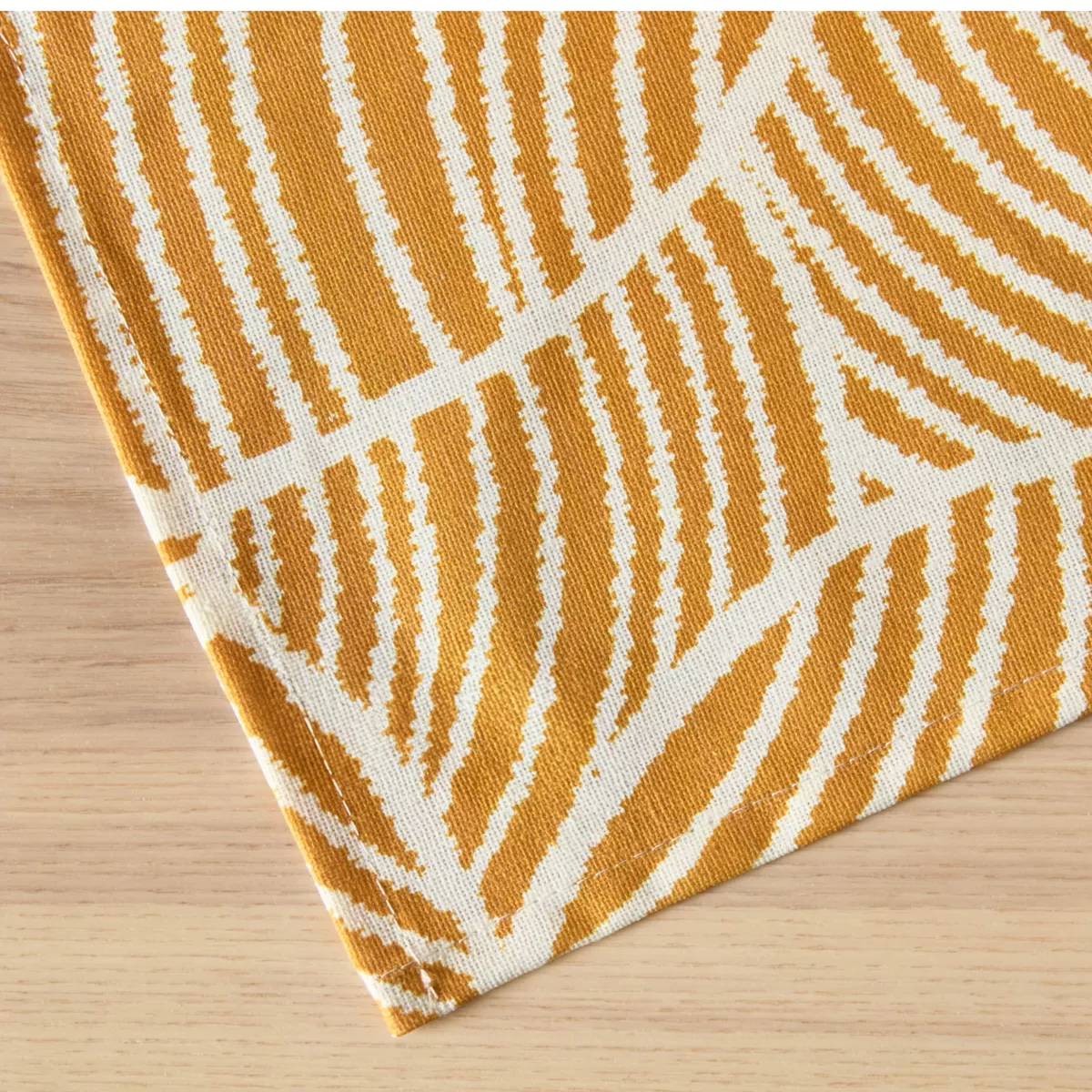 Rechthoekig gecoat katoenen tafelkleed (150 x 350 cm) Sarah Mosterdgeel