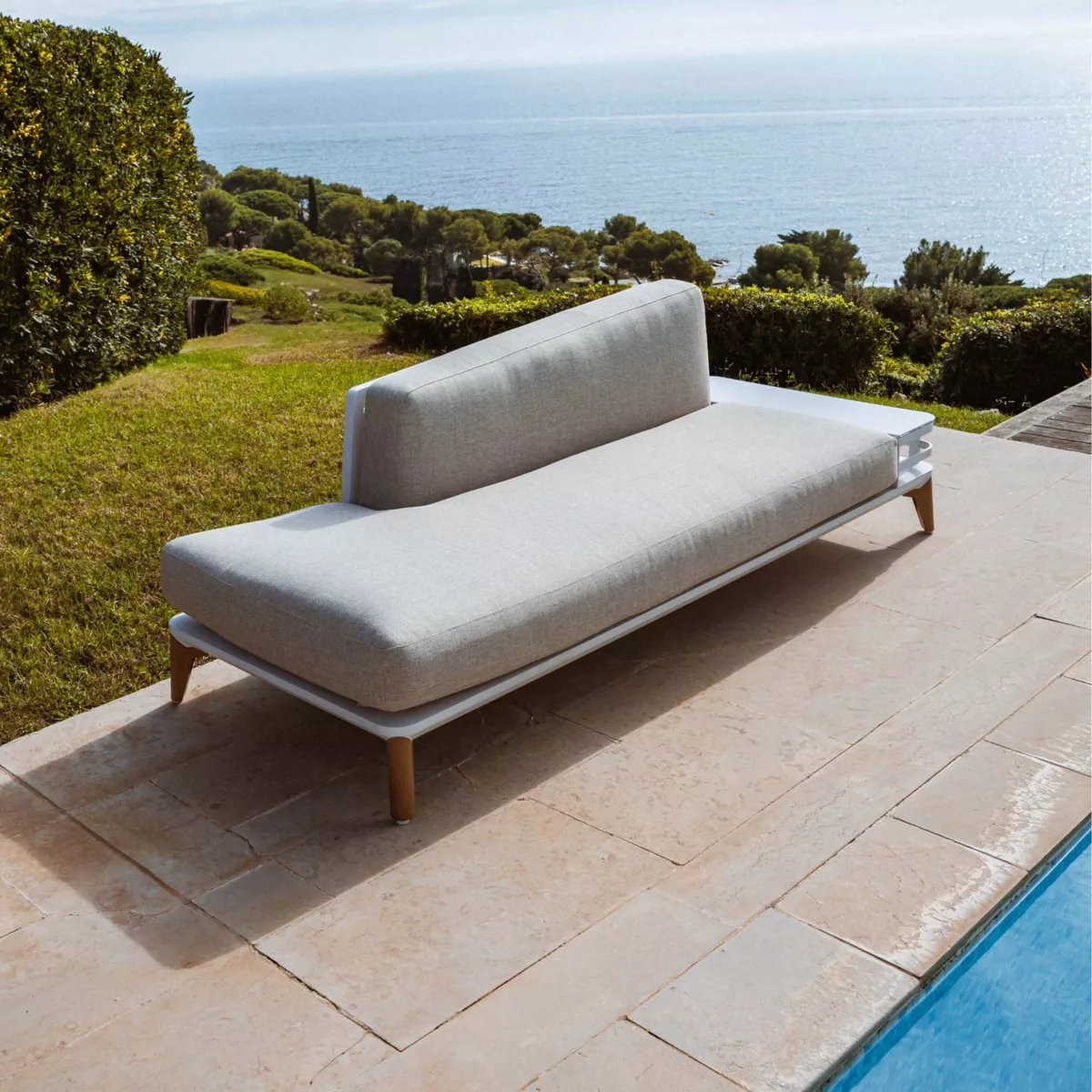 Méridienne de jardin en aluminium Monte Carlo Blanc et taupe