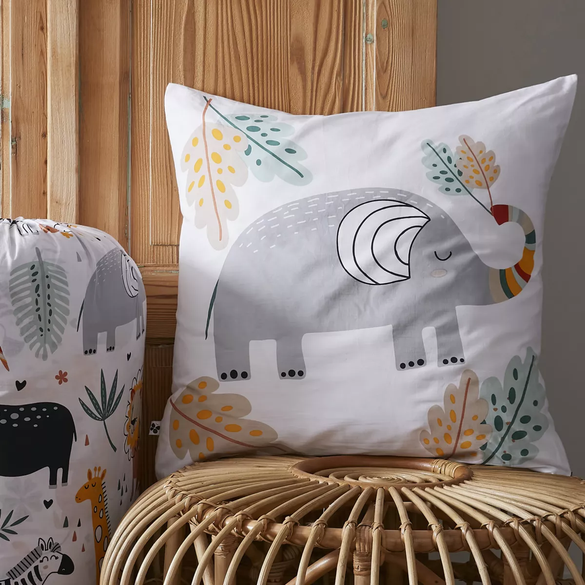 Edredón infantil estampado de algodón y dos fundas de almohada (200 x 200 cm) Sabana Multicolor