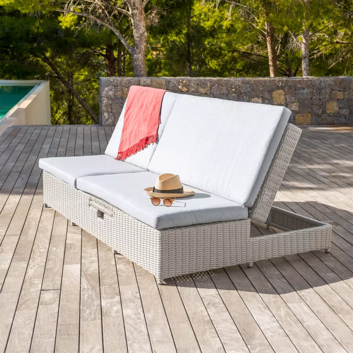 Transat double en résine tressée - Canapé de jardin Calvi Blanc et gris clair