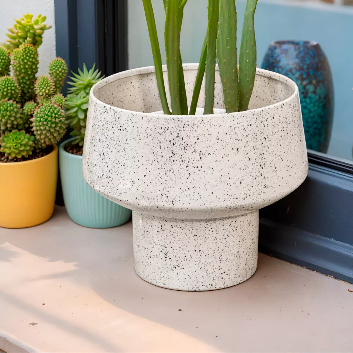 1 Cache-pot OU VASE fer dia24-H20cm ivoire