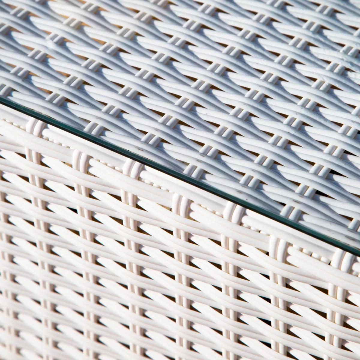 Salotto da giardino in resina intrecciata 5 posti 6 pezzi Palma Bianco e grigio