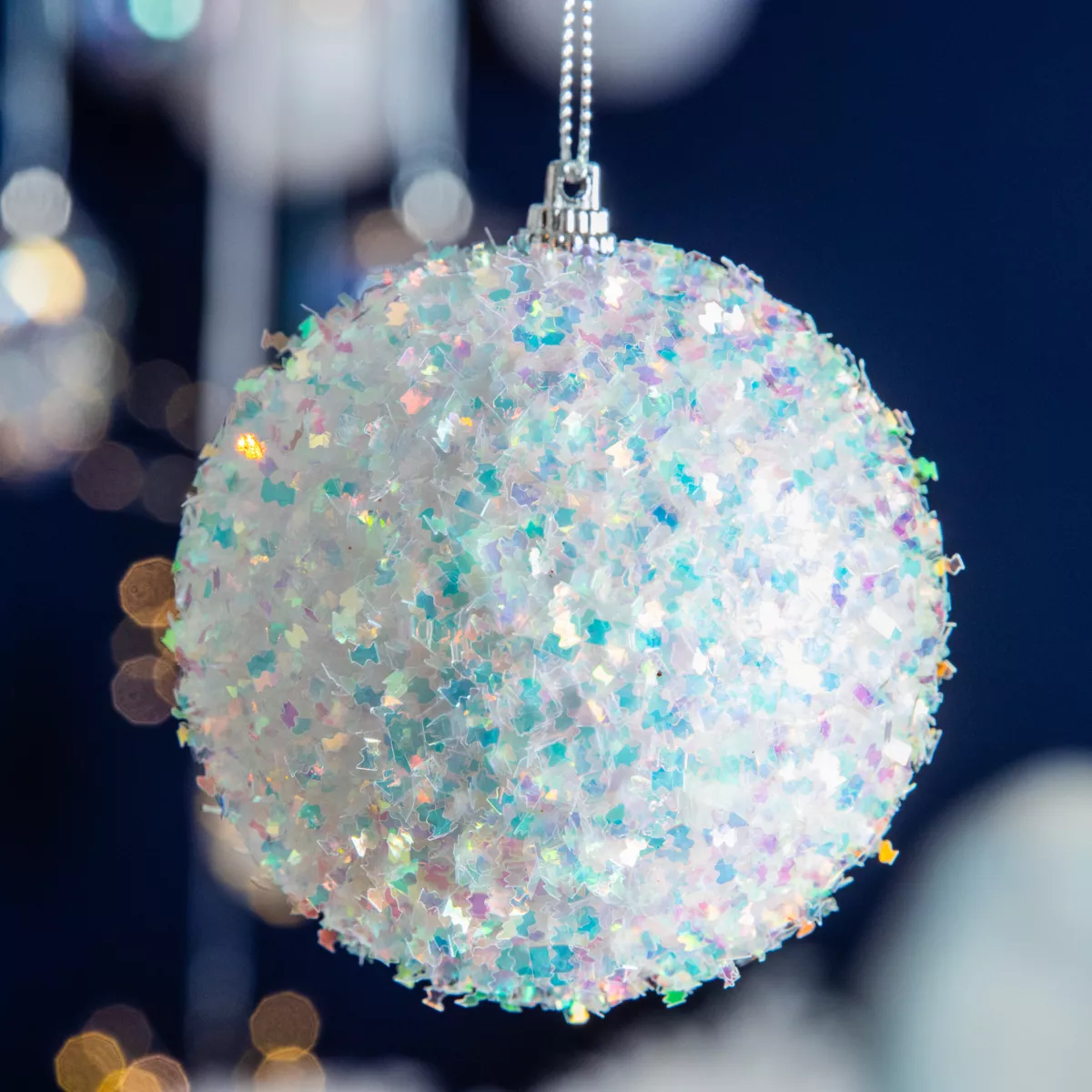 LOT DE 12  Boule mousse sequins dia8.00cm blanc d hiver