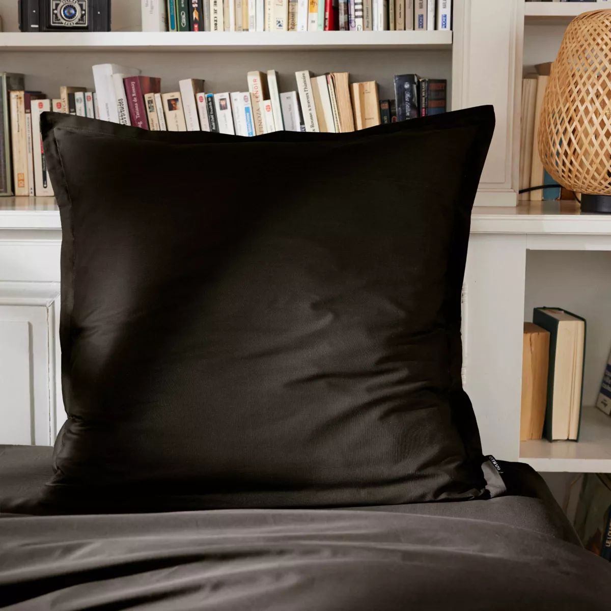 Funda de almohada rectangular de percal de algodón (80 cm) Cali Negra