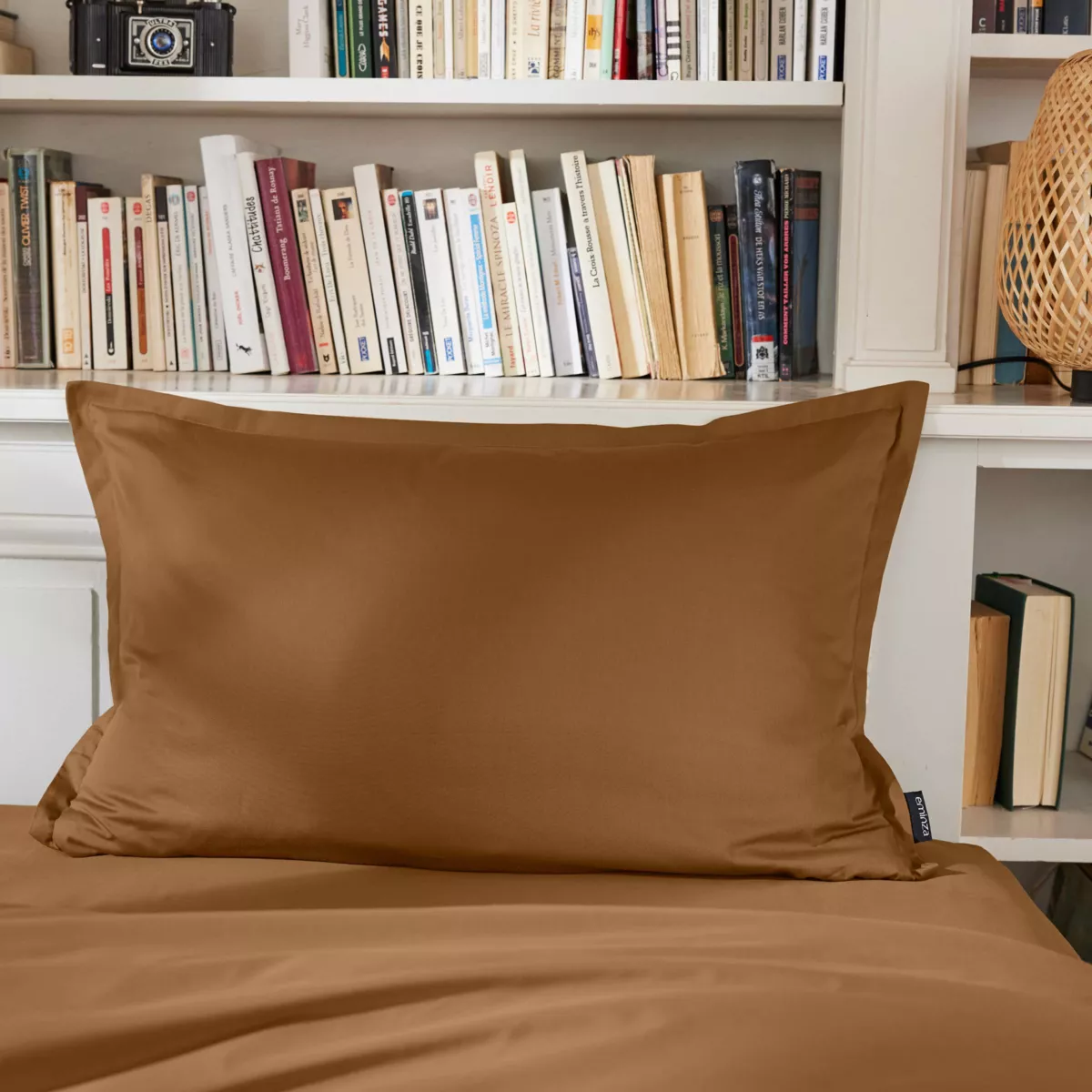 EM - Taie d'oreiller volant plat 50 x 70 cm Percale unie CALI Camel