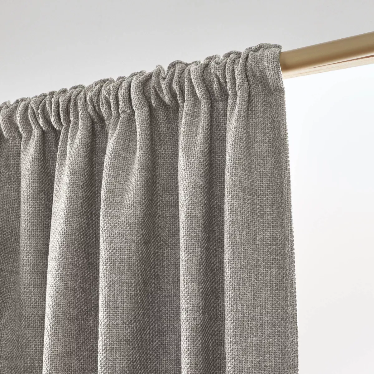 Tenda oscurante termica con fettuccia arricciata (140 x 240 cm) Alba Tortora