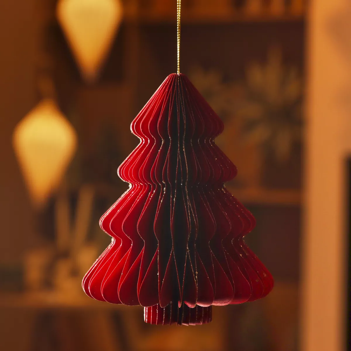 1 Sapin papier 56 couches papier 120gsm dia11.25-H15cm rouge MAGNETIQUE