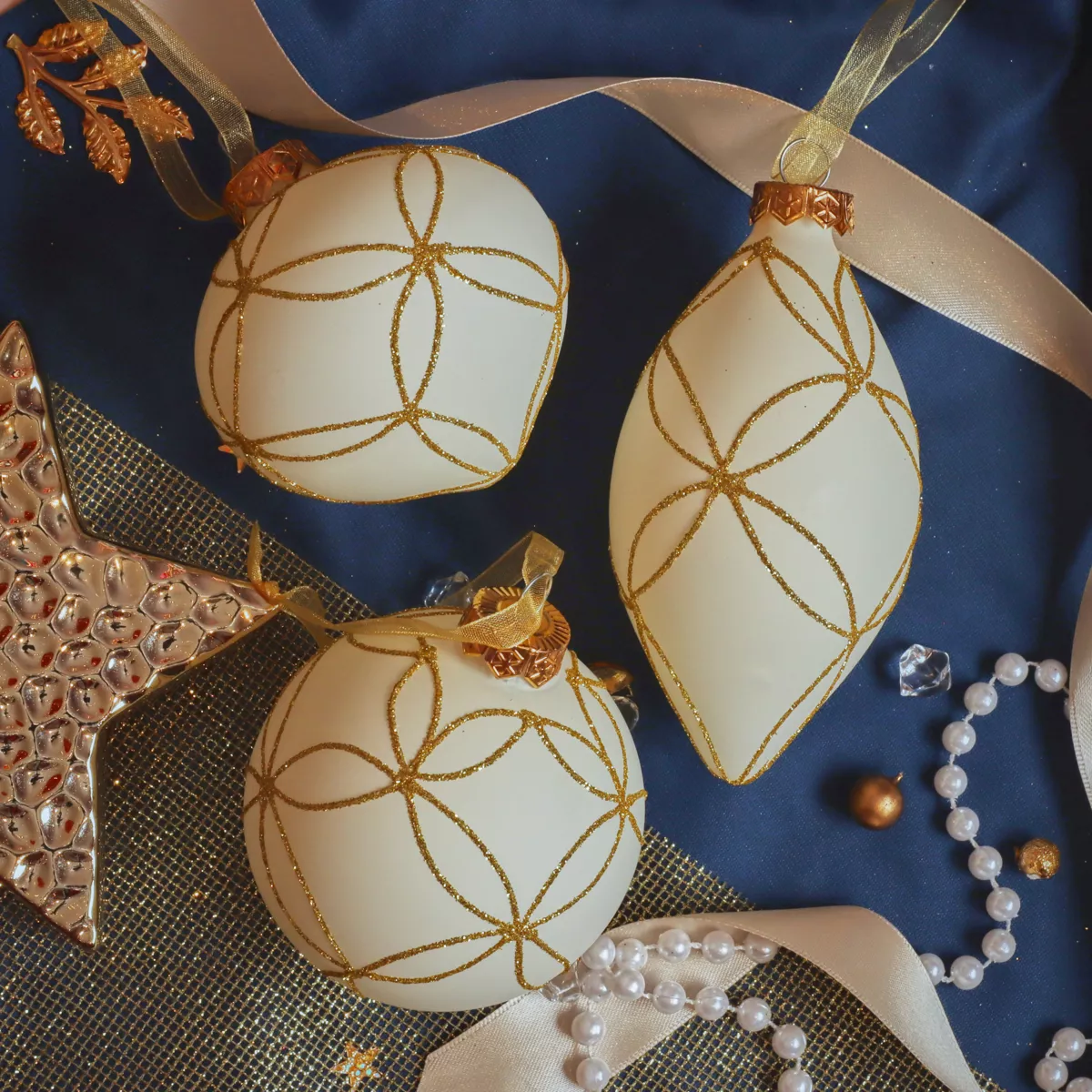 LOT DE 12 (EN VERRE)  Boules verre Stella di Venezia dia8cm blanc laine 