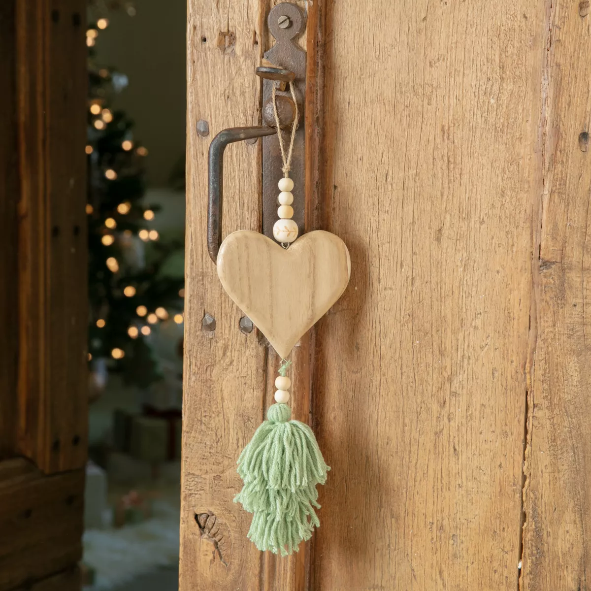 Decorazione natalizia sospesa in legno (H25 cm) Cuore in legno Verde matcha