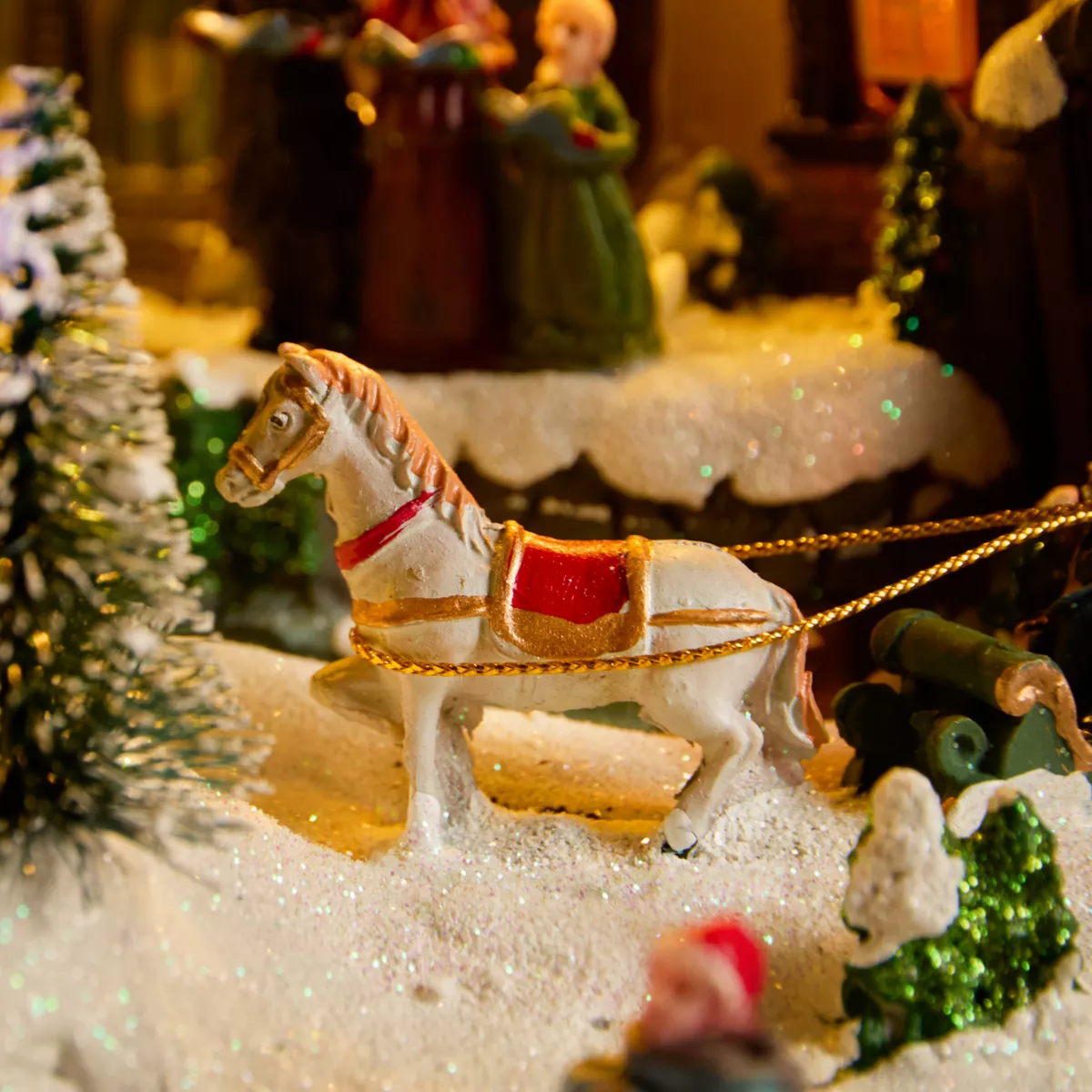 Beleuchtetes Weihnachtsdorf mit Musik Ville festive et Chemin de fer