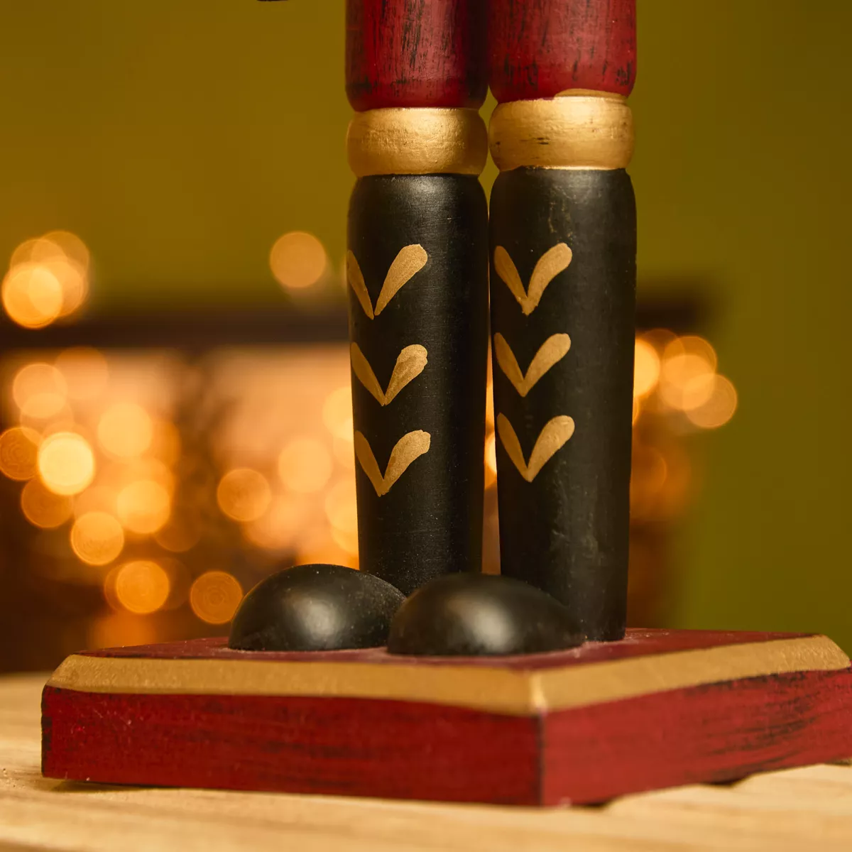 Schiaccianoci in legno (H38 cm) Timothé la regalità Verde e bordeaux