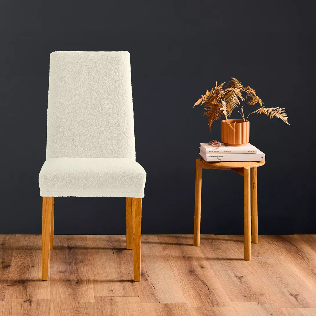 Housse de Chaise Extensible (40 x 40 x 65 cm) Laina Naturel, Polyester Bouclette