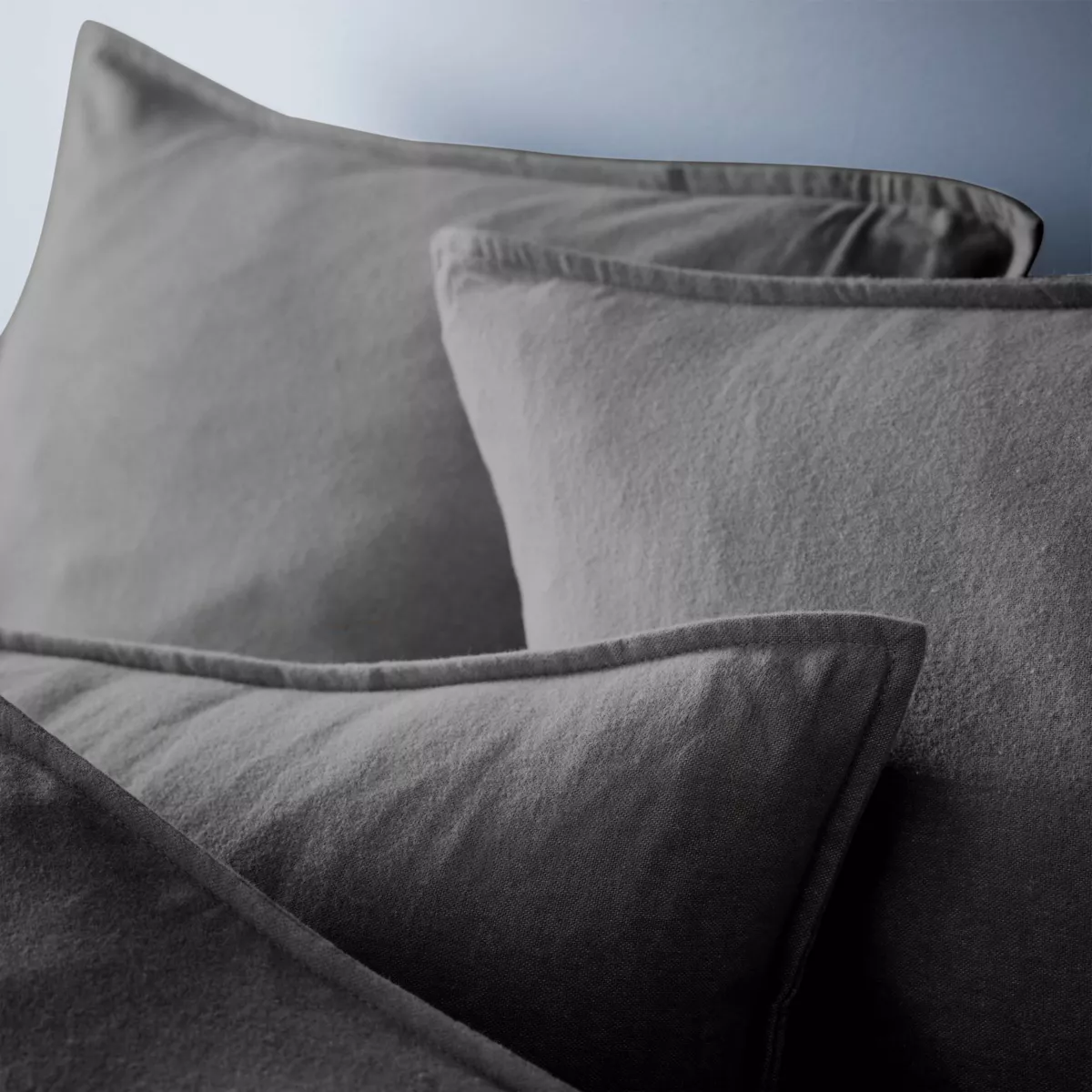 Fodera per cuscino quadrata in flanella di cotone (80 x 80 cm) Nina Grigio antracite