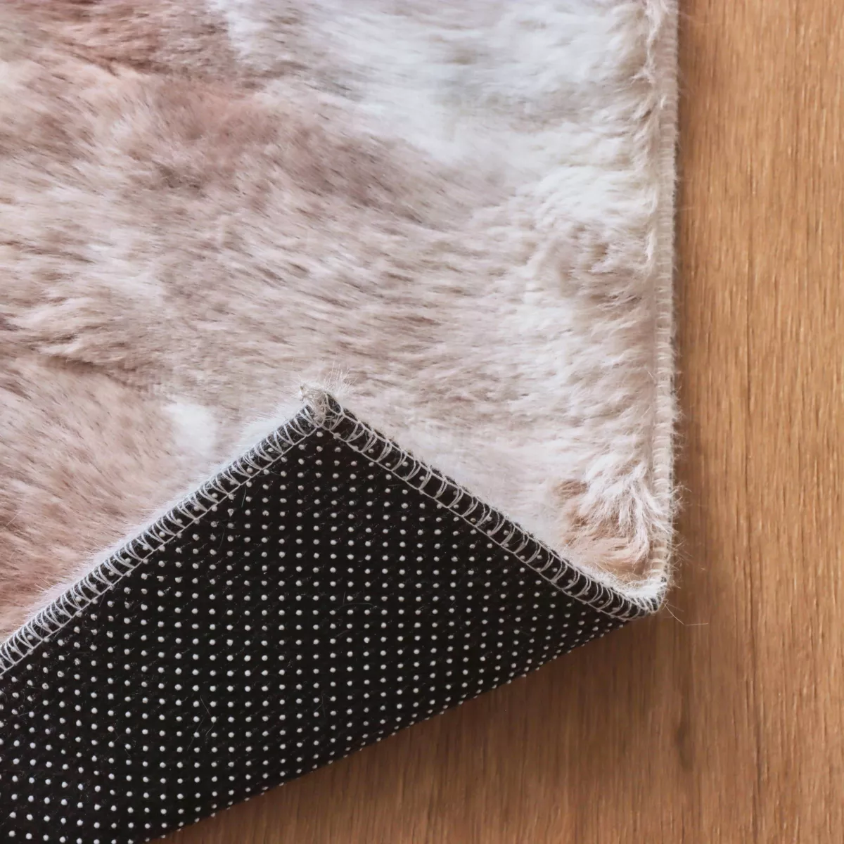 Tapis fausse fourrure (120 x 170 cm) Toronto Taupe