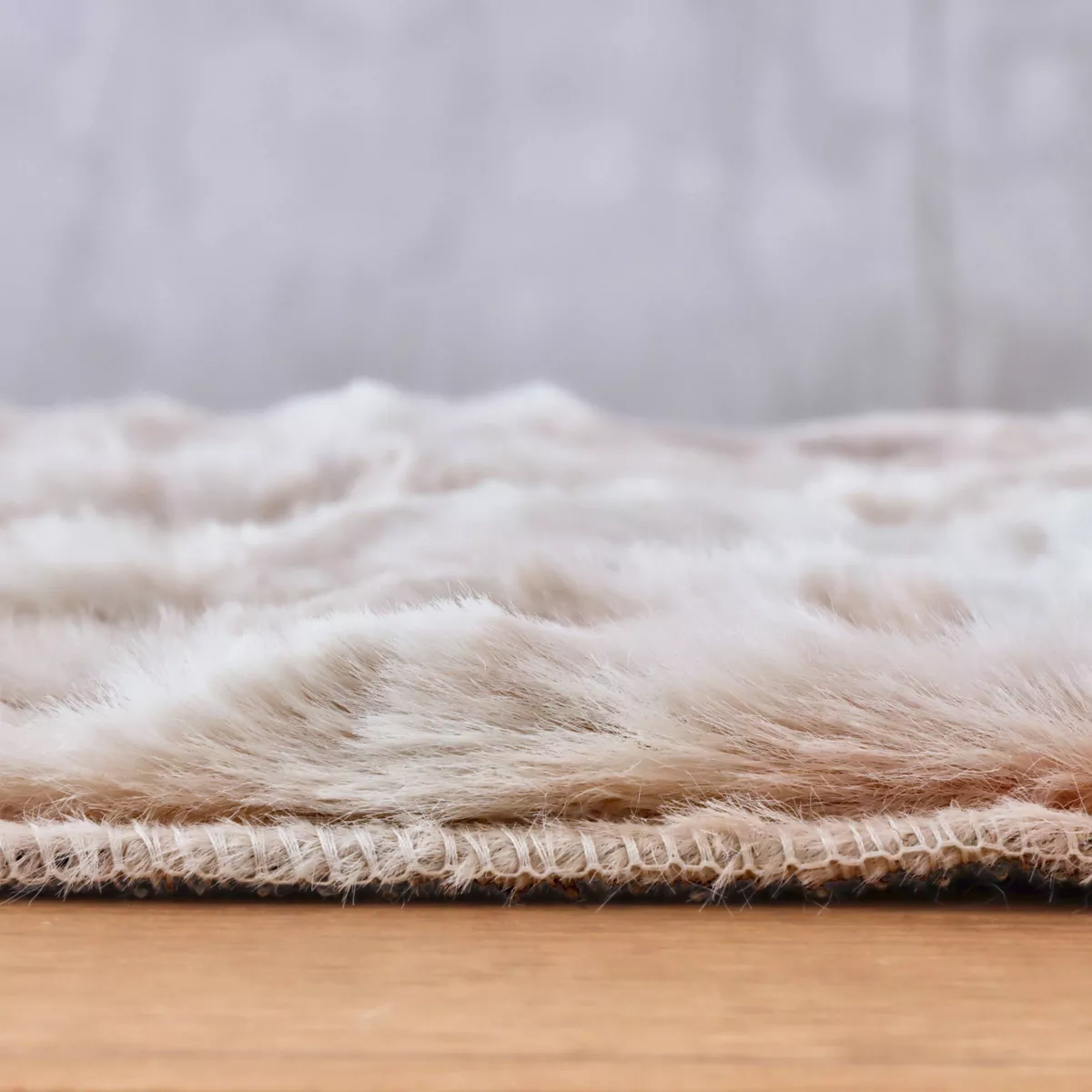 Tapis fausse fourrure (120 x 170 cm) Toronto Taupe