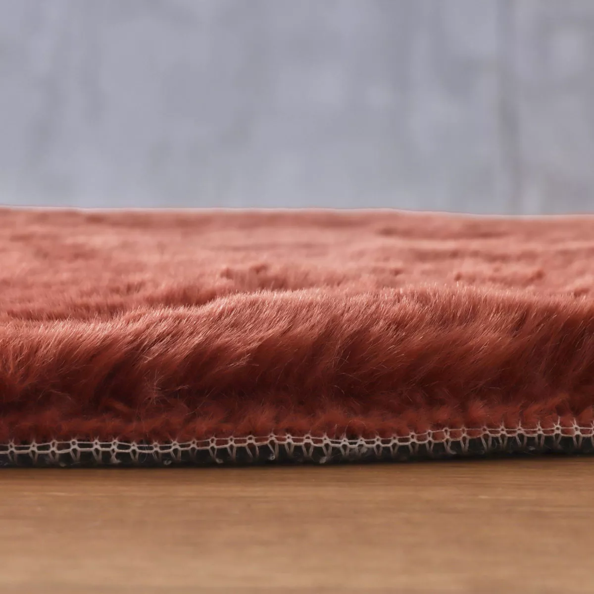 Tapis rectangulaire fausse fourrure (140 x 200 cm) Finn Terracotta