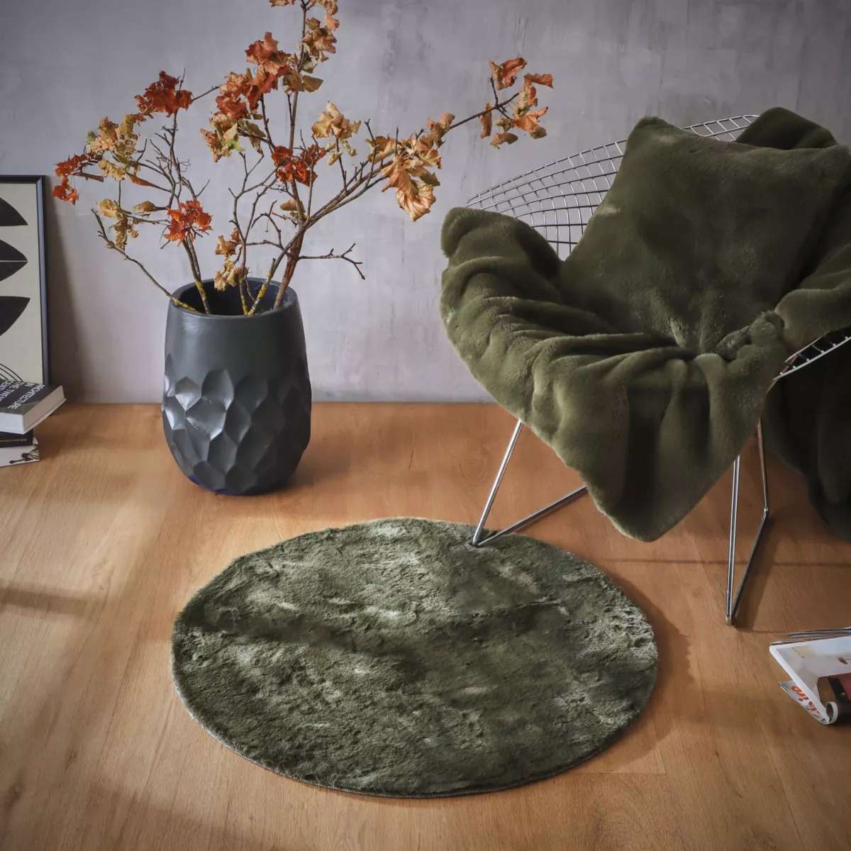 Tappeto rotondo in finta pelliccia (80 cm) Finn Verde kaki