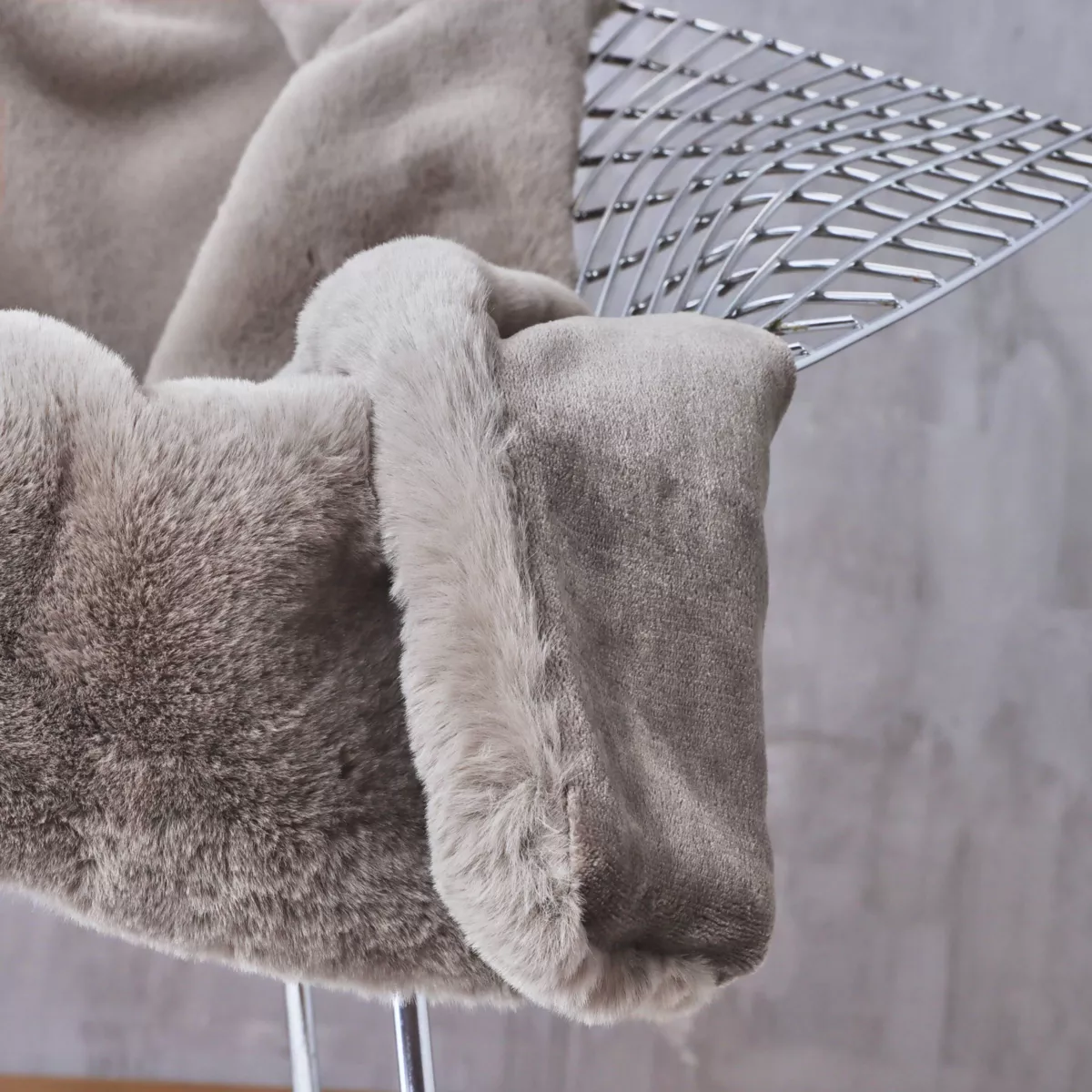 Kunstfelldecke (140 x 200 cm) Finn Taupe