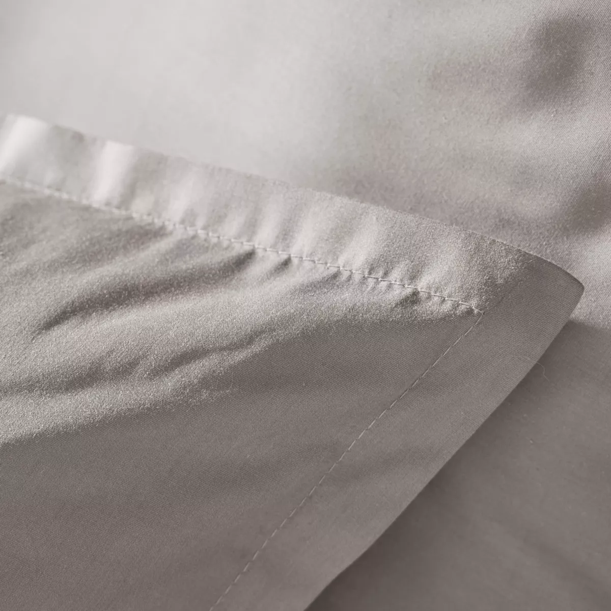 Funda de almohada cuadrada de percal de algodón (65 cm) Cali Gris claro