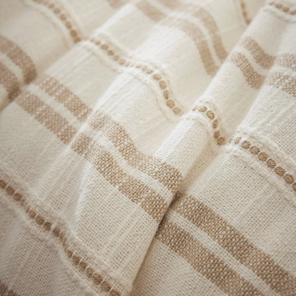 Federa quadrata reversibile in cotone texturizzato e percale (80 x 80 cm) Alice Corda