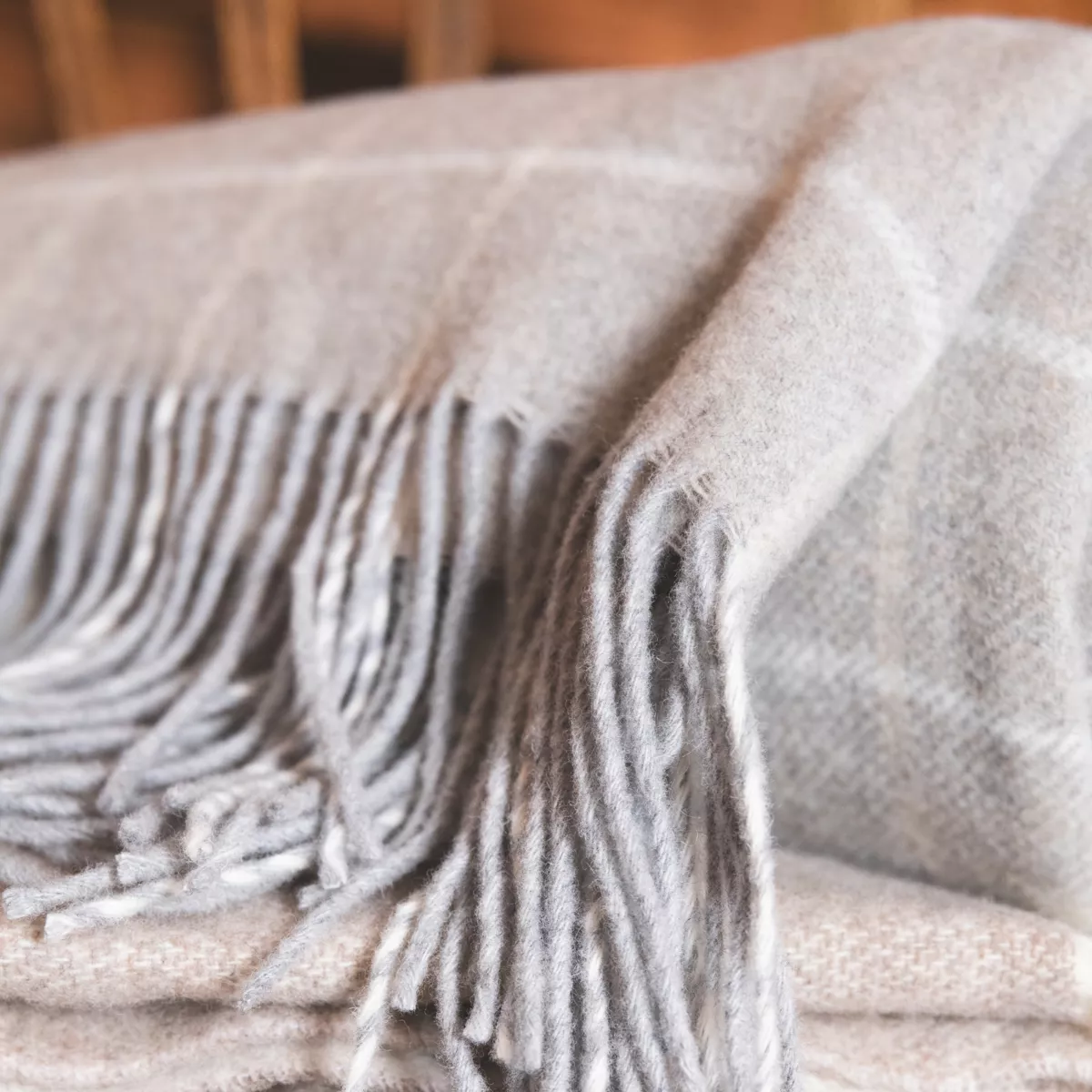 Plaid in lana e cashmere (140 x 200 cm) Camille Grigio