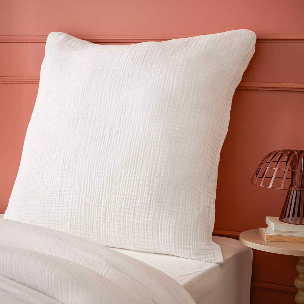 Fodera per cuscino in cotone a quattro strati (80 x 80 cm) Victoria x Gaia Bianco Chantilly