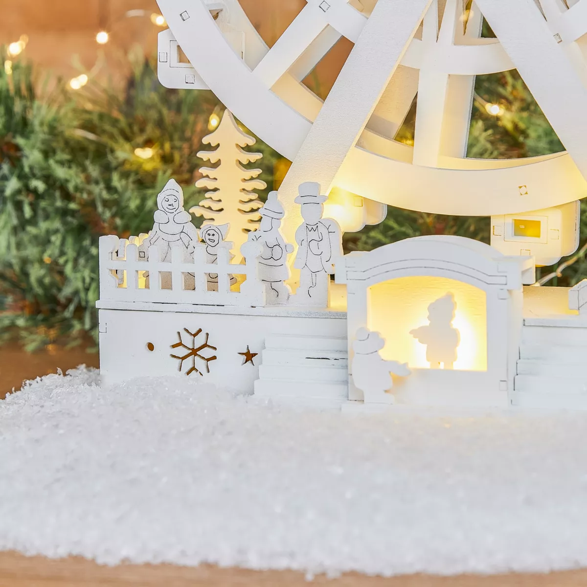 Villaggio di Natale in legno luminoso e animato (H30 cm) Grande ruota di Natale