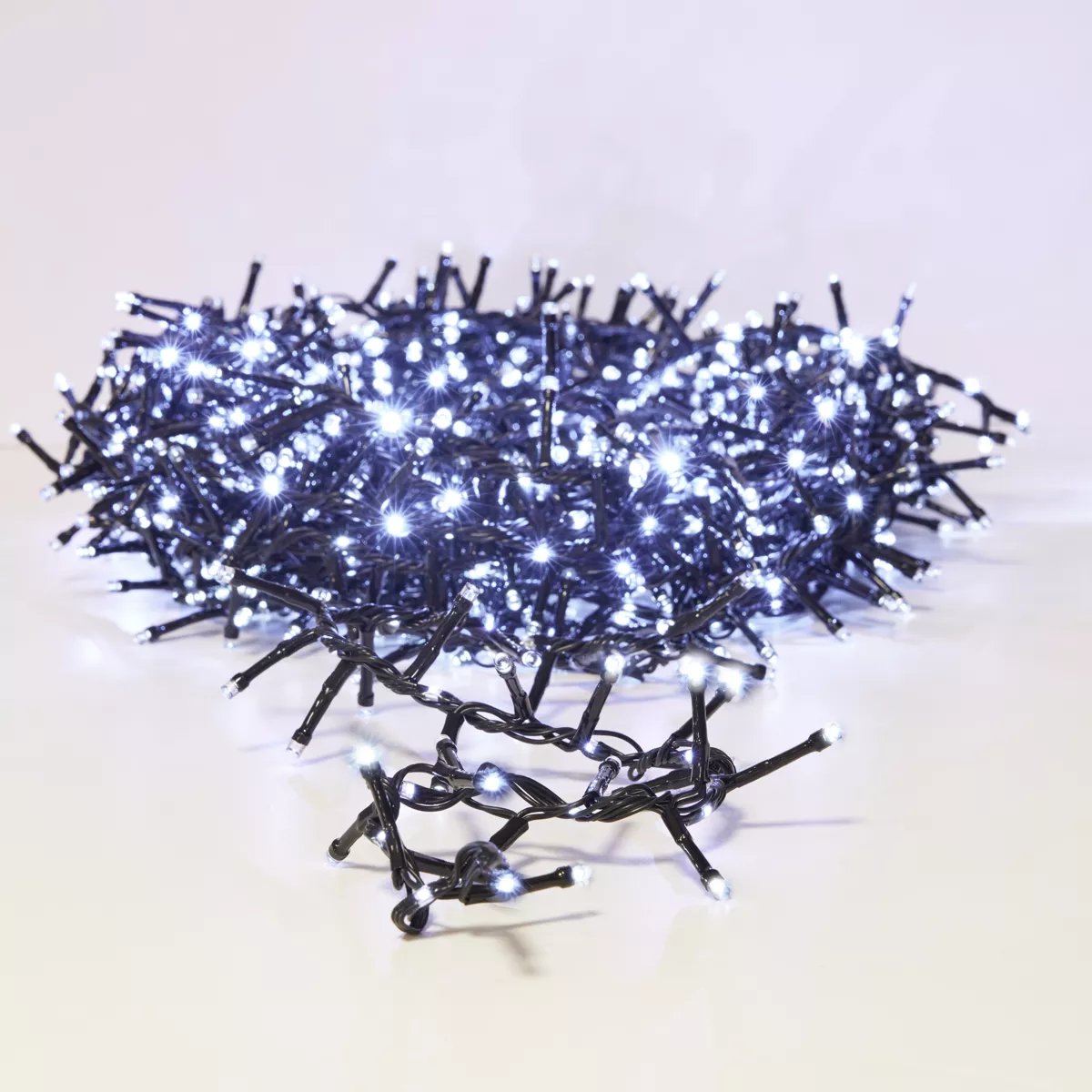 Guirlande lumineuse 20 m 1410 LED câble noir Boa effet cascade Blanc froid