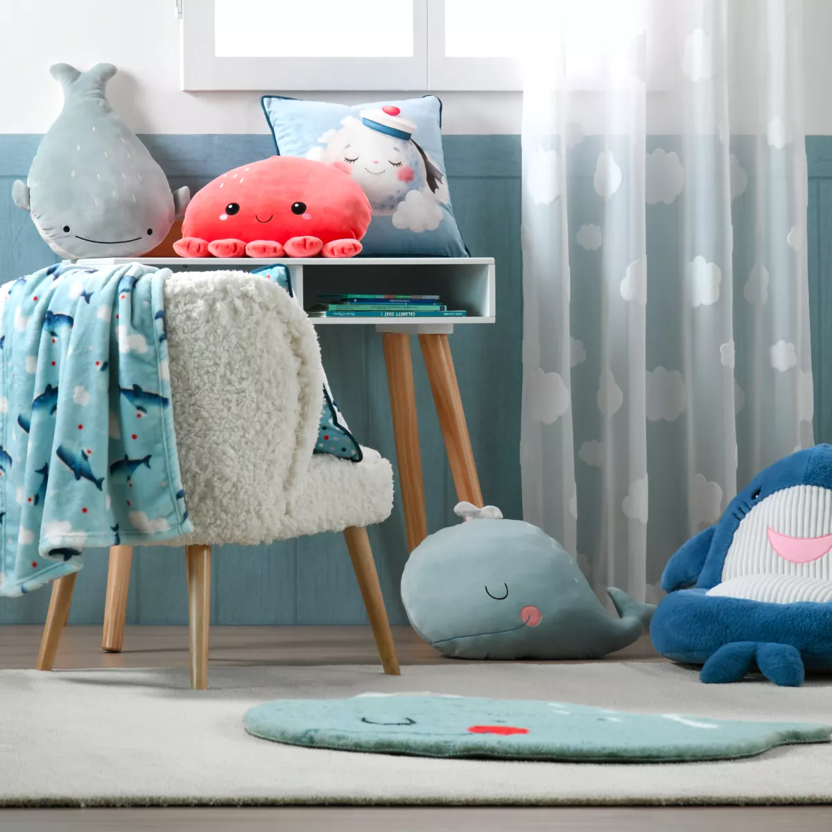 COUSSIN MOBY BLEU 30X40 CM