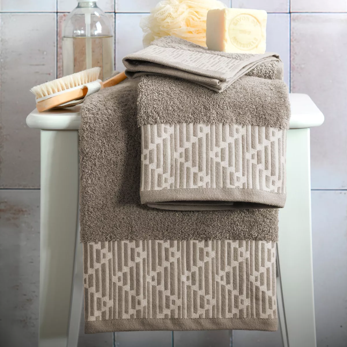 DRAP DE DOUCHE TULI TAUPE 70X140 CM